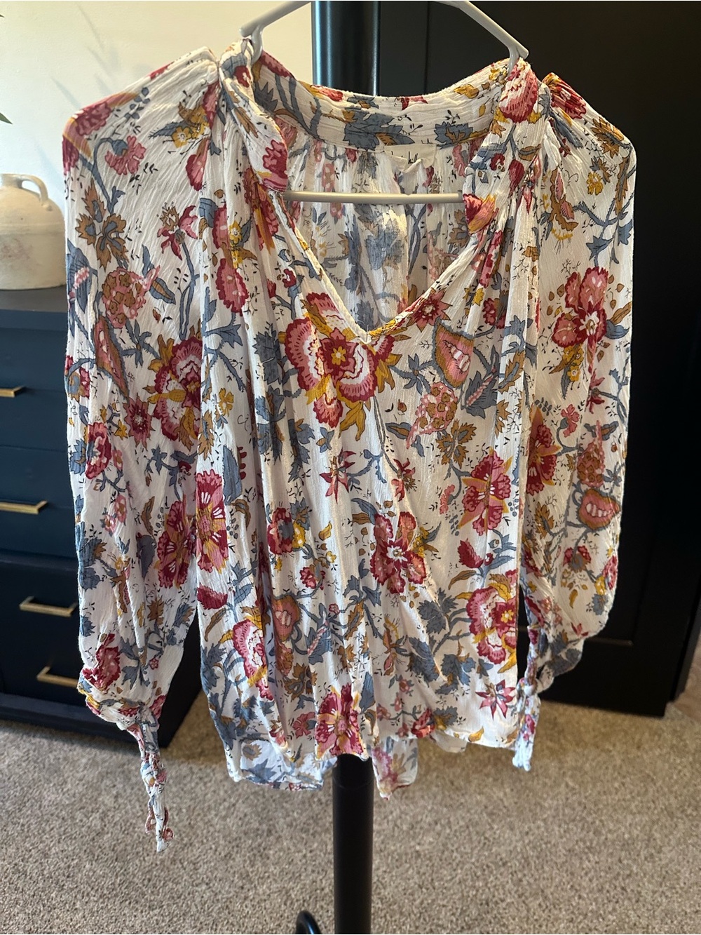 Nicole Miller White Floral Tie-Neck Blouse with Red & Yellow Blooms